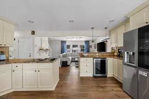 26 Pequannock Ave, Pequannock Township, NJ 07440 - Photo 13