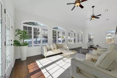 37 Crown View Ct, Sparta Township, NJ 07871 - Photo 13