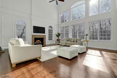 37 Crown View Ct, Sparta Township, NJ 07871 - Photo 21