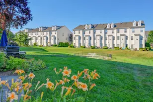 404 Manchester Dr, Nutley, NJ 07110 - Photo 25