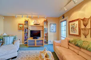 404 Manchester Dr, Nutley, NJ 07110 - Photo 23