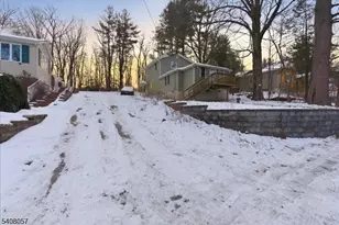 1836 Clinton Rd, West Milford, NJ 07421 - Photo 27