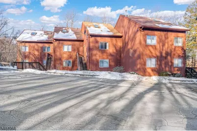 3 Port Royal Dr #5, Vernon, NJ 07462 - Photo 3