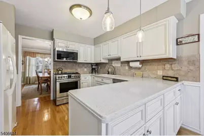 3 Agawam Dr, Wayne Twp., NJ 07470 - Photo 7