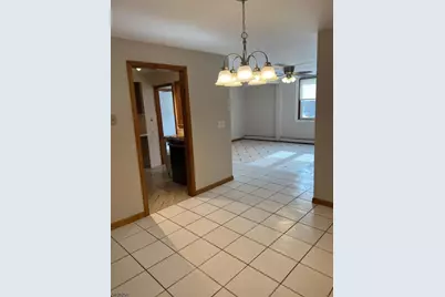 192 Market St #2, Belvidere, NJ 07823 - Photo 9