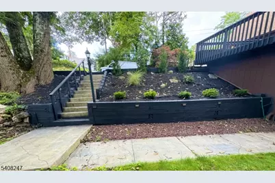 5 Flora Ave, Hopatcong, NJ 07874 - Photo 7