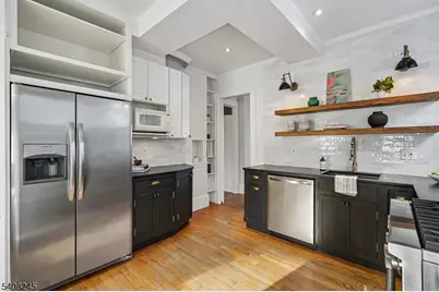 62 Mountain Ave, Summit, NJ 07901 - Photo 15