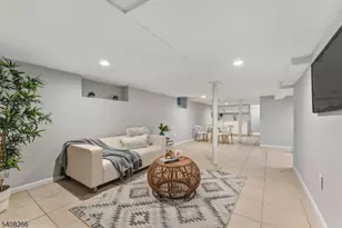 526 Jackson Ave, Elizabeth, NJ 07201 - Photo 21