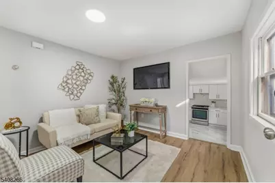 526 Jackson Ave, Elizabeth, NJ 07201 - Photo 7