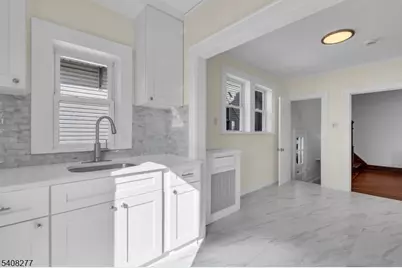 346 Florence Ave, Hillside, NJ 07205 - Photo 9