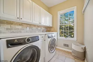 12 Beacon Crest Dr, Bernards Township, NJ 07920 - Photo 17