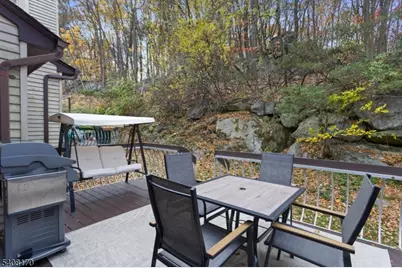 97 Continental Rd, Parsippany, NJ 07950 - Photo 41