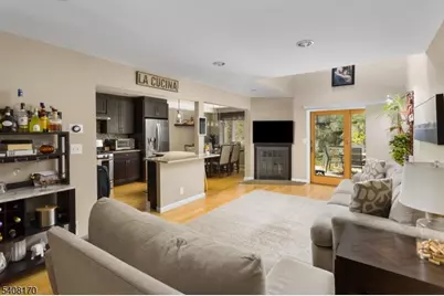 97 Continental Rd, Parsippany, NJ 07950 - Photo 11