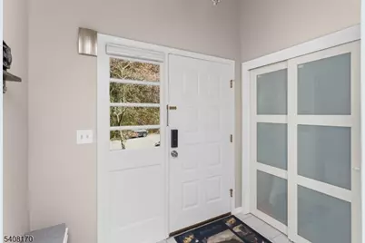 97 Continental Rd, Parsippany, NJ 07950 - Photo 7