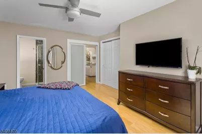 97 Continental Rd, Parsippany, NJ 07950 - Photo 21