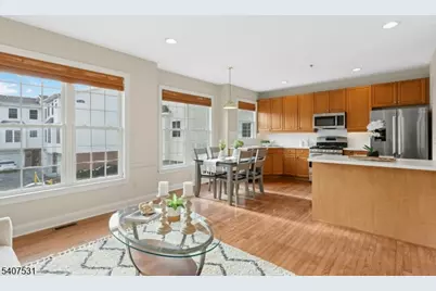 615 Maple Ct #615, Garwood, NJ 07027 - Photo 15