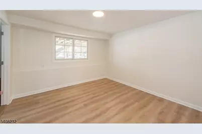 9 Dixon Pl, East Hanover Township, NJ 07936 - Photo 25