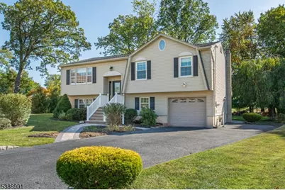 9 Dixon Pl, East Hanover Township, NJ 07936 - Photo 1