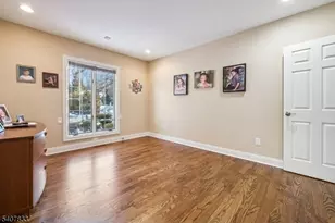 50 Cayuga Way, Millburn, NJ 07078 - Photo 19