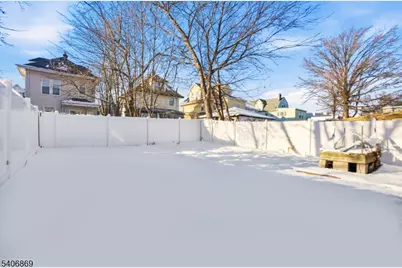 71 Oakland Ter, Newark, NJ 07106 - Photo 27