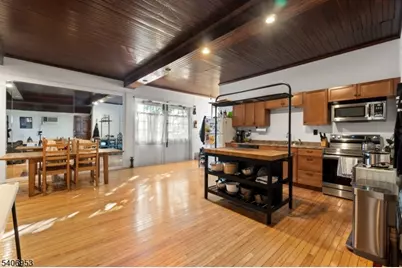 9 Prospect Ter, Ch, Montclair, NJ 07042 - Photo 3