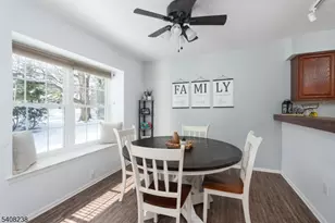 71 Avebury Pl, Franklin Township, NJ 08873 - Photo 7