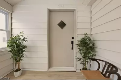 204 Pine St, Roselle, NJ 07203 - Photo 5