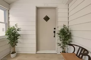 204 Pine St, Roselle, NJ 07203 - Photo 5