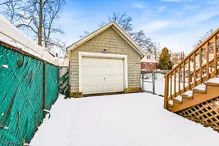 204 Pine St, Roselle, NJ 07203 - Photo 27