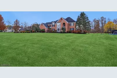 10 Jacobus Ln, Readington, NJ 08822 - Photo 1