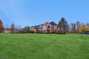 10 Jacobus Ln, Readington, NJ 08822 - Photo 1