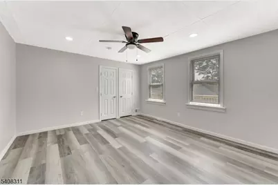 601 Ridgeway Ave, Old Bridge Township, NJ 08879 - Photo 19