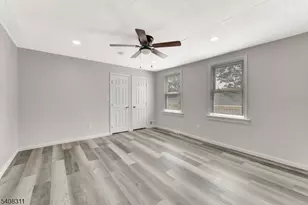 601 Ridgeway Ave, Old Bridge Township, NJ 08879 - Photo 19