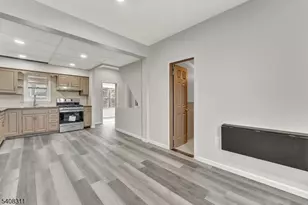 601 Ridgeway Ave, Old Bridge Township, NJ 08879 - Photo 15