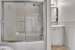 601 Ridgeway Ave, Old Bridge Township, NJ 08879 - Photo 27