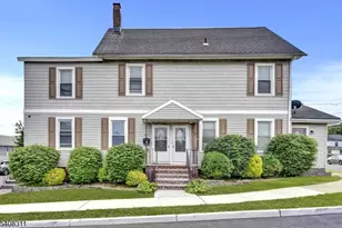 601 Ridgeway Ave, Old Bridge Township, NJ 08879 - Photo 1