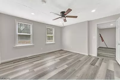 601 Ridgeway Ave, Old Bridge Township, NJ 08879 - Photo 17