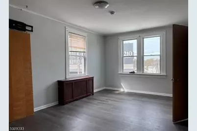 211 W Saint Georges Ave, Linden, NJ 07036 - Photo 7