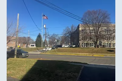 211 W Saint Georges Ave, Linden, NJ 07036 - Photo 13