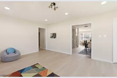 24 Frederick Ave, Woodbridge Township, NJ 07067 - Photo 13