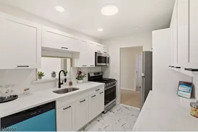 24 Frederick Ave, Woodbridge Township, NJ 07067 - Photo 19