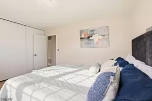 24 Frederick Ave, Woodbridge Township, NJ 07067 - Photo 17