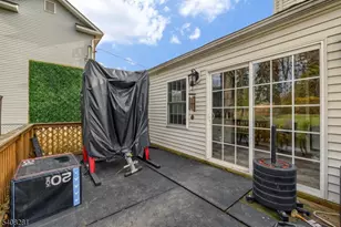 101 Sycamore Ave, Livingston, NJ 07039 - Photo 23