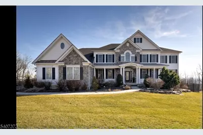 19 Donna Dr, Raritan Township, NJ 08822 - Photo 7