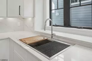 27 Willow St, Millburn, NJ 07041 - Photo 9