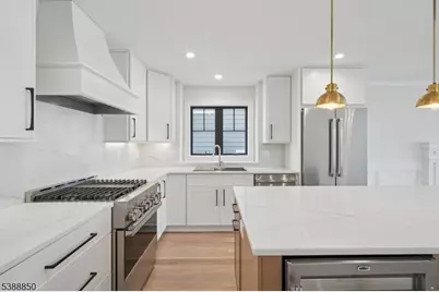 27 Willow St #A, Millburn, NJ 07041 - Photo 13