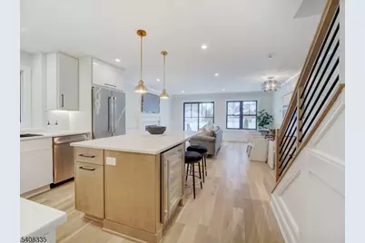 27 Willow St #A, Millburn, NJ 07041 - Photo 5