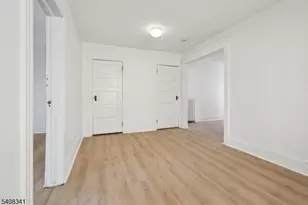 66 N Washington Ave, Bergenfield, NJ 07621 - Photo 11