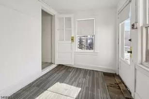 66 N Washington Ave, Bergenfield, NJ 07621 - Photo 21