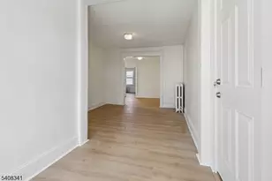 66 N Washington Ave, Bergenfield, NJ 07621 - Photo 17